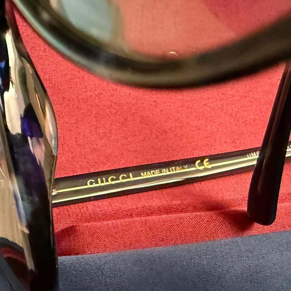 Gucci Blue Sunglasses - Picture 7 of 7